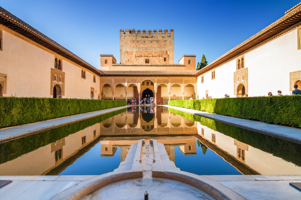 Granada: Alhambra and Nasrid Palaces Small Guided Tour - Alcazaba fortress: the older spine of the Alhambra