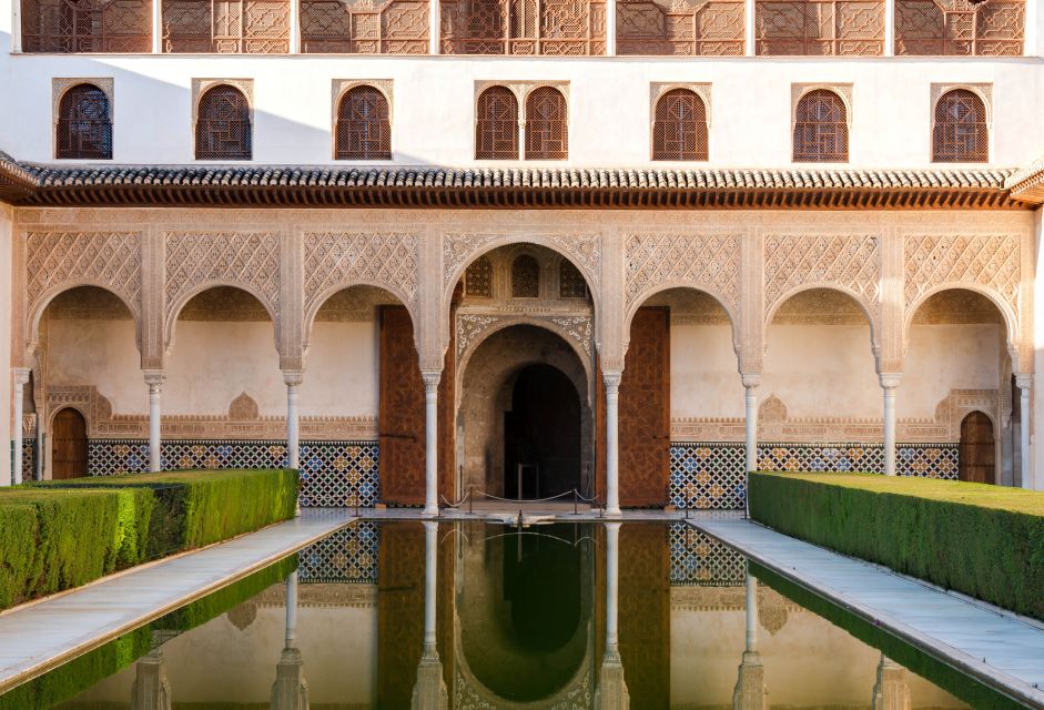 Granada: Alhambra Complex Guided Tour with Ticket - Who Should Book This Alhambra Guided Tour (and Who Should Skip It)