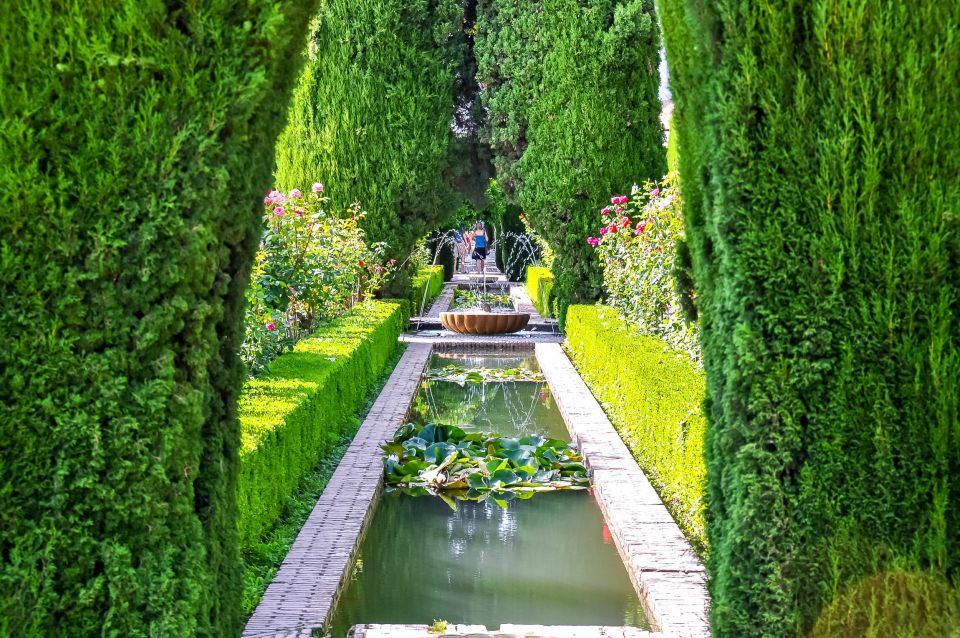 Granada: Alhambra Full Complex & Andalusi Monuments Tickets - Palace of Charles V and the Mosque Baths: where variety keeps it interesting