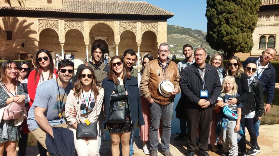 Granada: Alhambra, Nasrid Palaces, & Generalife Guided Tour - What the Headphones Actually Improve