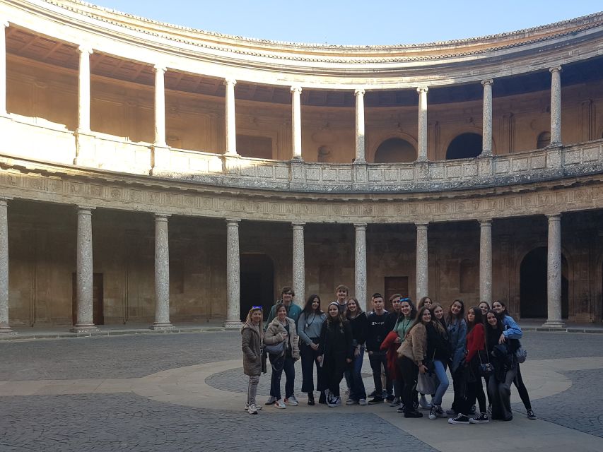 Granada: Alhambra, Nasrid Palaces, & Generalife Guided Tour - Nasrid Palaces: Where the Details Pay Off