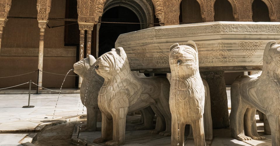 Granada: Alhambra & Nasrid Palaces Small Group Guided Tour - Key highlights at a glance