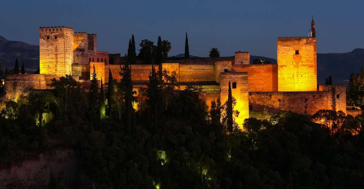 Granada: Alhambra Night Visit Entry Ticket - Your 1.5 hours: pacing, crowd bursts, and how to not lose time