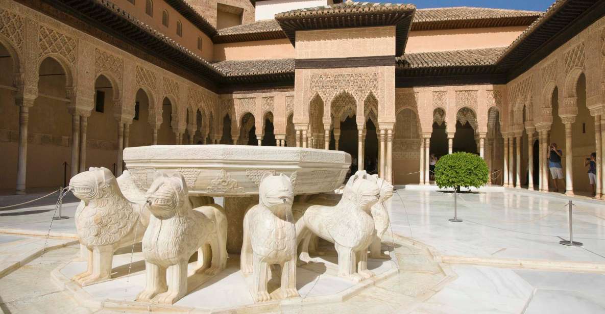 Granada: Alhambra Small Group Tour with Nasrid Palaces - Key things you’ll notice on this Alhambra tour