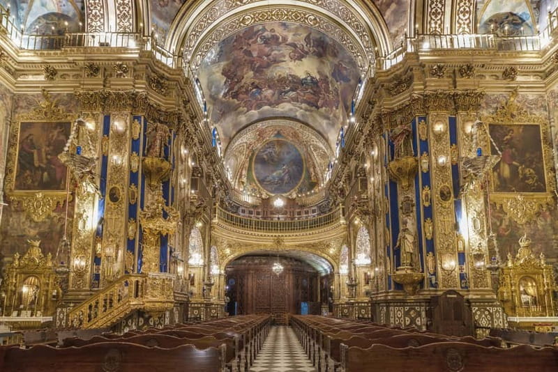 Granada: Basilica of San Juan de Dios Ticket & Audio Guide - First entrance: how to approach the Baroque so it doesn’t overwhelm you