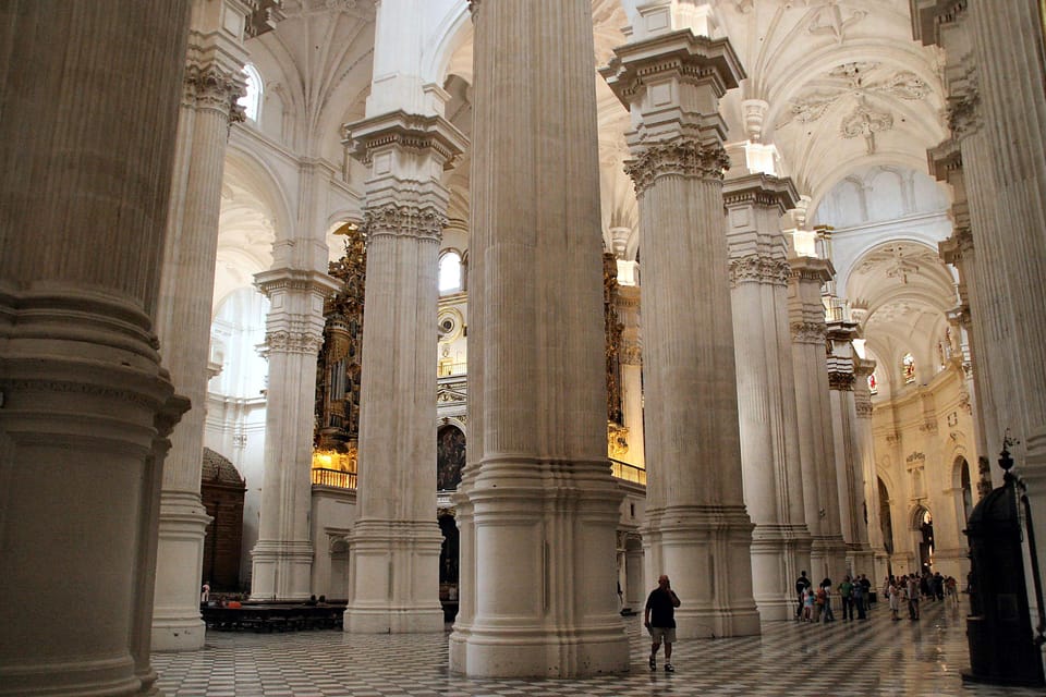 Granada: Cathedral and Royal Chapel Private tour with ticket - Key things to know before you go