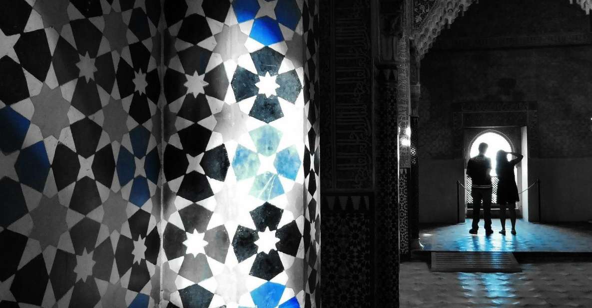 Granada: Fast-Track Alhambra & Nasrid Palaces Guided Tour - Key highlights worth your time