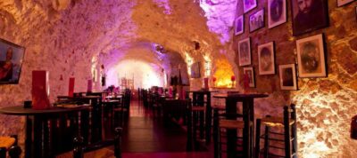 Granada: Flamenco Show at Templo del Flamenco with Drink - What the hour actually feels like: music, dance, and a tight schedule
