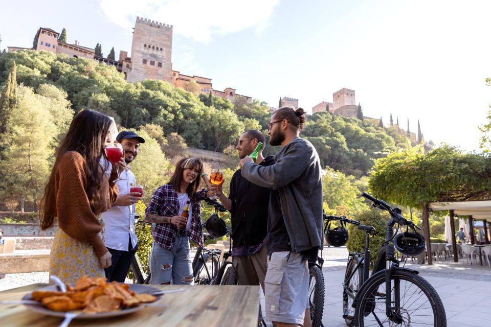 Granada: Highlights & Viewpoints eBike Tour with Tapas Break - San Nicolás and San Miguel Alto: what to expect at the lookouts