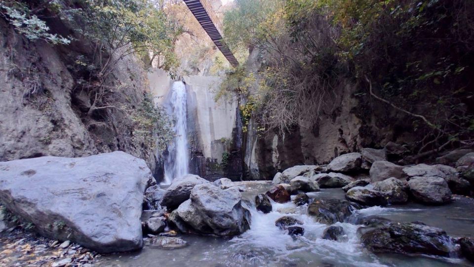 Granada: Los Cahorros Guided Afternoon Hiking Tour - Weather changes: how this tour protects the experience