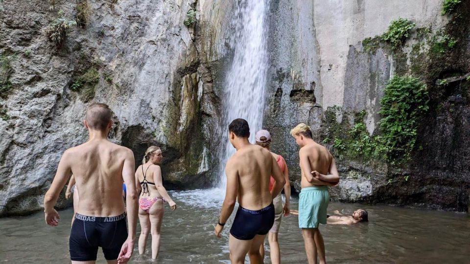 Granada: Los Cahorros Guided Afternoon Hiking Tour - The hanging bridge and rocky return: where the day finishes strong