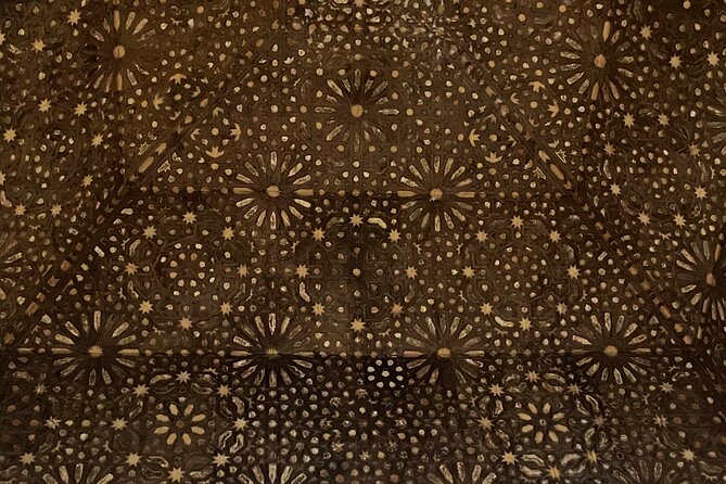 Granada Private Alhambra Tour includes Nazaries Palaces - Stop 3: Palace of Carlos V Inside and Out
