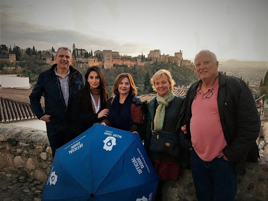 Granada: Private Tour of Albaicín, Sacromonte and Viewpoints - Price and value for a private 2.5-hour Granada walk