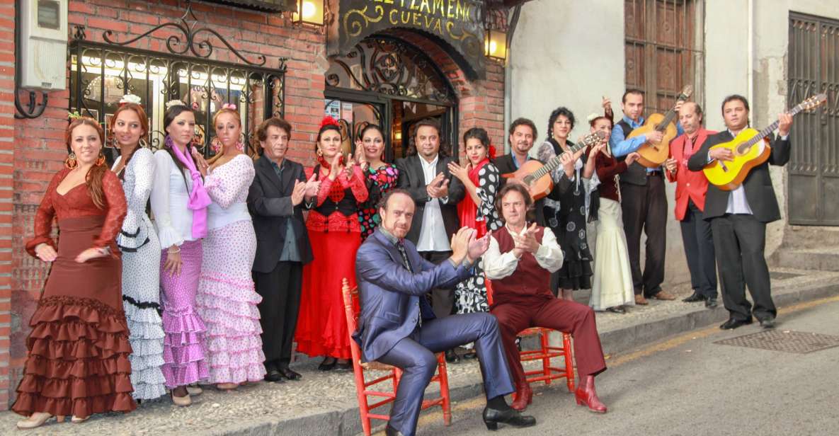 Granada: Sacromonte Caves Flamenco Show with Dinner - Sacromonte Caves at Cuevas Los Tarantos: Getting There the Easy Way