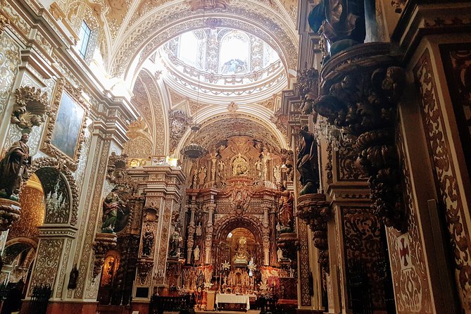 Granada Tapas and Wine Small Group Tour - The pacing: lunch, dinner, and multiple eating stops