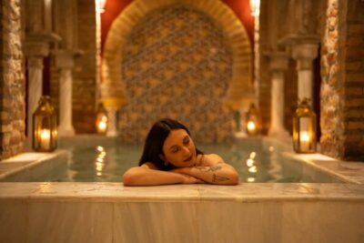 Granada: Traditional Bath in the Nasrid Palace Hammam - The 7-Pool Circuit: Cold, Warm, Hot, Repeat (But in a Good Way)