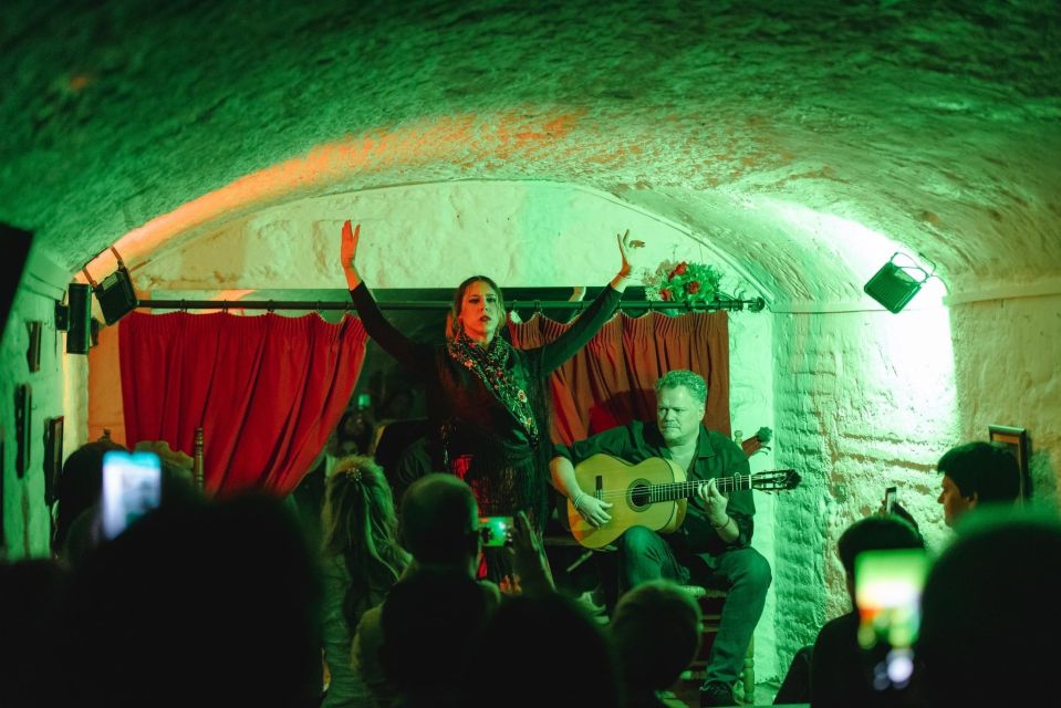Granada: Traditional Flamenco Show in a Cave Entry Ticket - Key Things to Know Before You Go