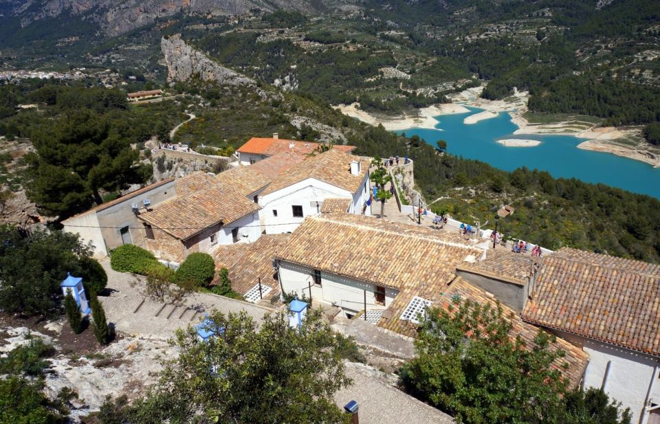 Guadalest day trip - From Albir & Benidorm - Reaching the Castle Area: Your 3-Hour Block in Guadalest