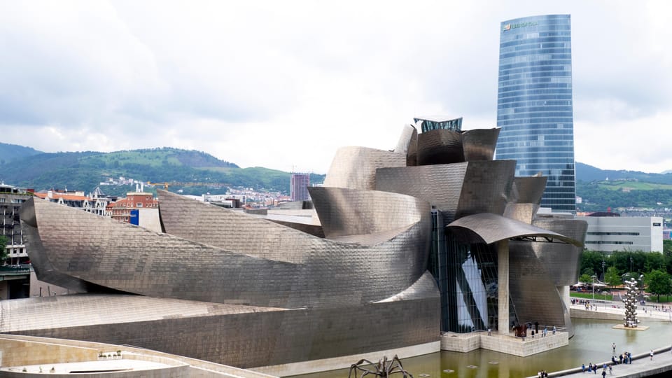 Guggenheim: Art explained by artists - Price, group size, and who this tour is best for
