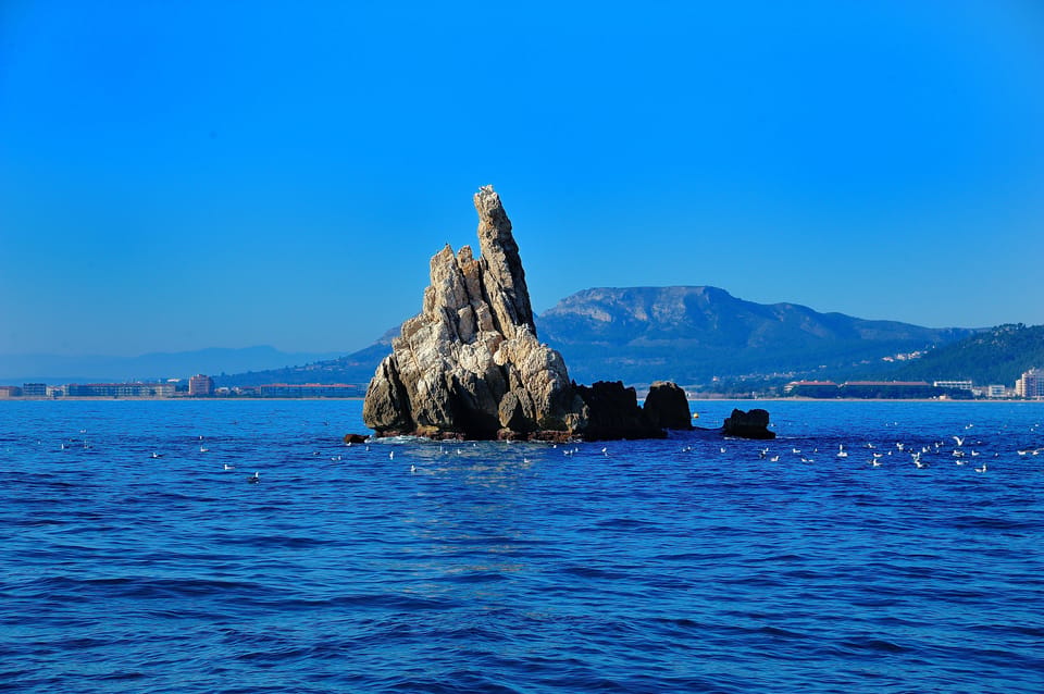 Guided Boat Tour to Medes Islands & Roca Foradada with Swim - Medaqua Meet-Up: Getting On the Water Without Headaches