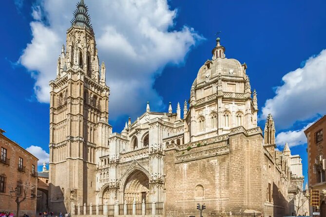 Guided English walking tour to the monuments of Toledo - Price and what you get in 1h45: value, pace, and the no-entrance rule