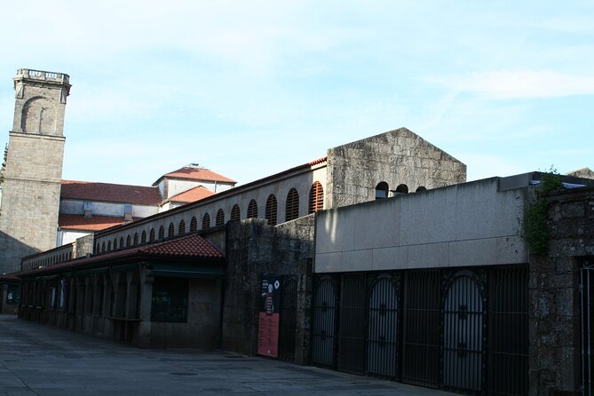 Guided Tour Historic Town in small group - Mercado de Abastos de Santiago: A Market Stop That Helps Tonight’s Dinner