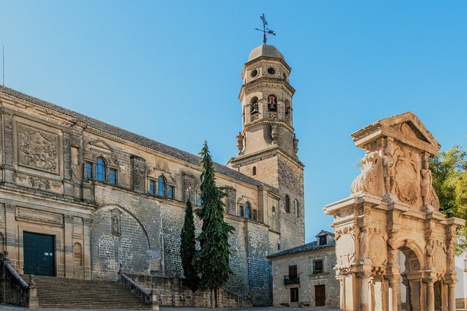 Guided tour of Baeza with entrance Baeza Cathedral - Cathedral de Baeza: the included entrance and the goldsmithing highlight