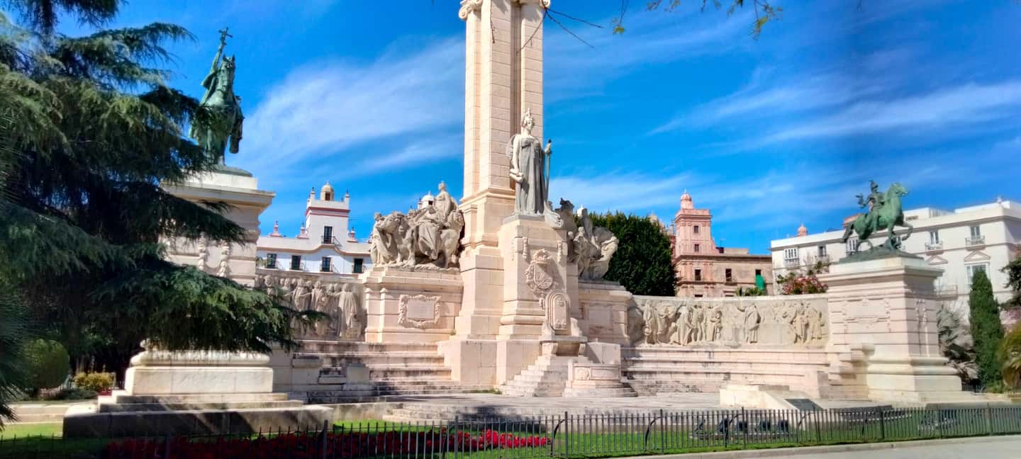Guided tour of Cádiz in Spanish: stories from a local guide - Key highlights you’ll feel on this walk