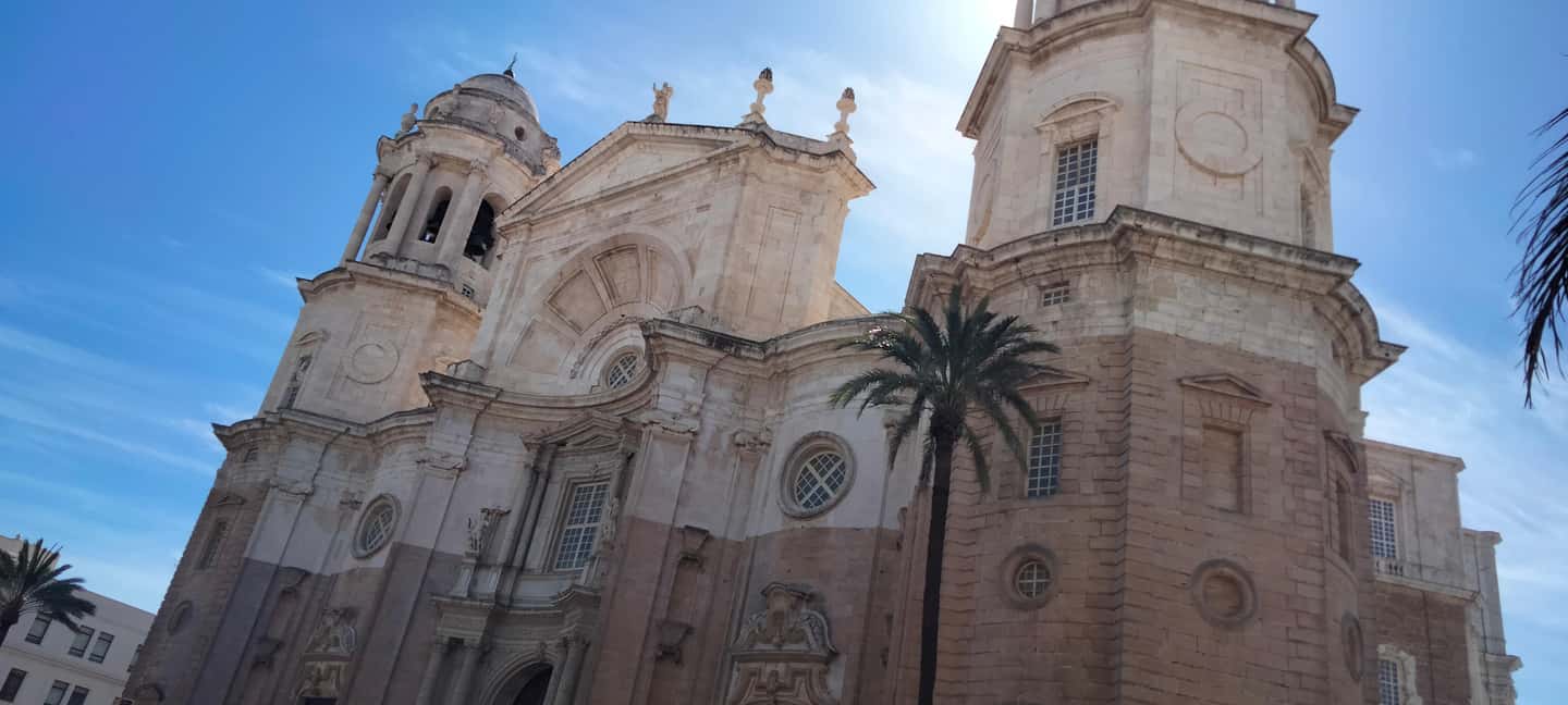 Guided tour of Cádiz in Spanish: stories from a local guide - Why this Cádiz walk feels like a chat with a local