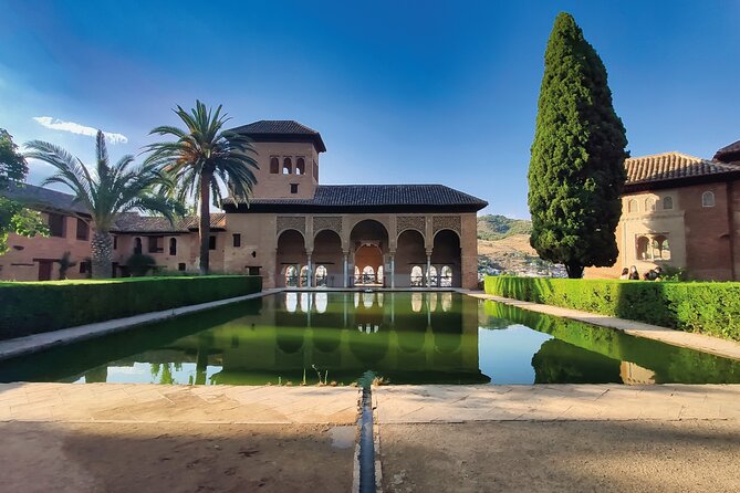 Guided visit to the Alhambra, Nasrid Palaces and Generalife - Ticket value: what’s included (and what’s not)