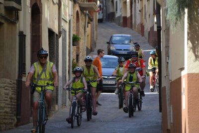 Half Day Cycling Tour from Salou - Stop 1: Salou Downhill Bikes practice run and safety instructions