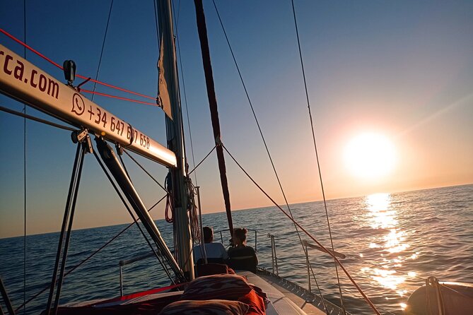 Half day on a private sailboat in Mallorca (port d'andratx) - Snorkeling and paddle surf: included gear, no planning stress