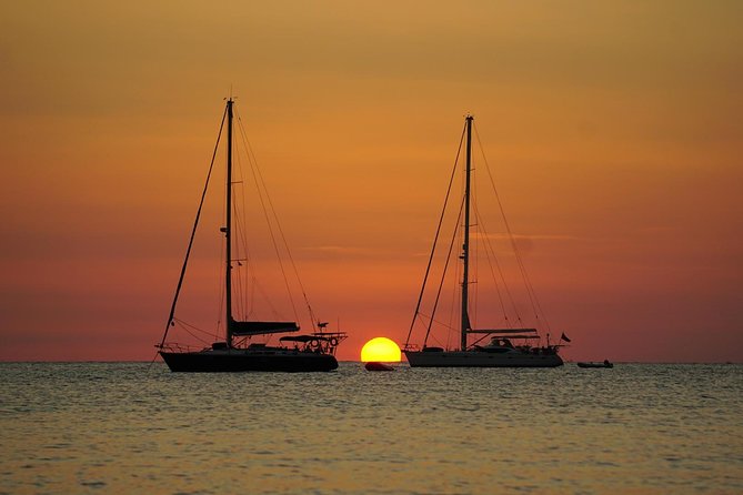 Half Day Sailing Excursion along the Coast - Cala Deia: your first long swim window