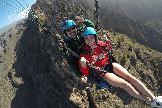 High Performance Paragliding Tandem Flight in Tenerife South - Soaring above Costa Adeje: what this flight is really like