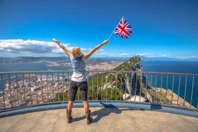 Historic Gibraltar Rock and St Michael's Cave Tour from Seville - Getting Across the Border: Passport Checks and That Airport Runway Moment