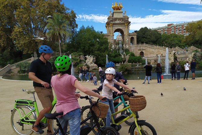 Historical Barcelona E-bike Guided Tour - Palau de la Música and Plaça Sant Jaume: the stops that connect the dots