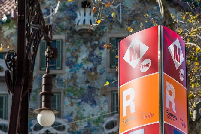 Hola Barcelona Travel Card - Price and Value: Is $26.43 a Good Deal?