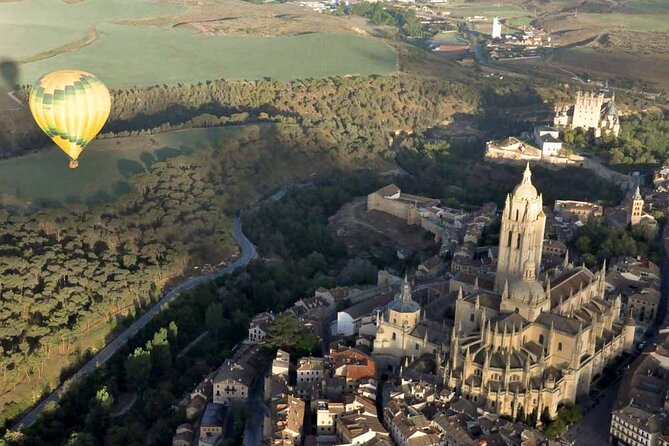 Hot Air Balloon over Segovia with Optional Transfers from Madrid - Practical Tips to Make Your Flight Feel Easier