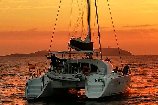 Ibiza Beach Hopping by Catamaran - The southern islets and the Es Vedrà viewpoints that steal the show