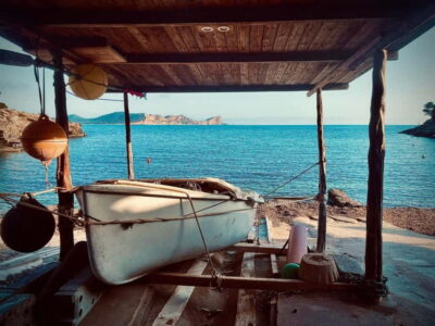 Ibiza: Half Day Island Tour with Iconic Photo Spots - Sa Caleta: red cliffs, crystal water, and a Phoenician site you can picture