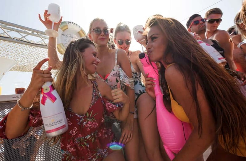 Ibiza: Half Day Pass at Ibiza Boat Club with Brunch & Drinks - Swim stop essentials: SUP boards, snorkel, mats, and the 6-meter slide