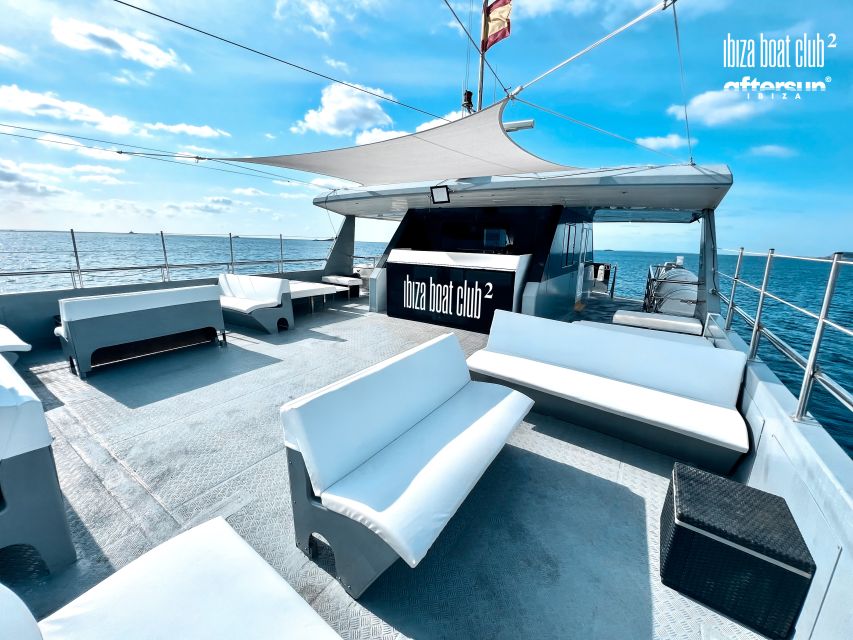 Ibiza: Sunset Boat Party at Ibiza Boat Club with Open Bar - Staff energy: how Chaz and the crew shape the vibe