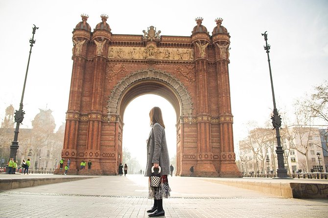 Instagram Photoshoot Tour in Barcelona - Stop 4: Arco de Triomf for a Strong Landmark Shot