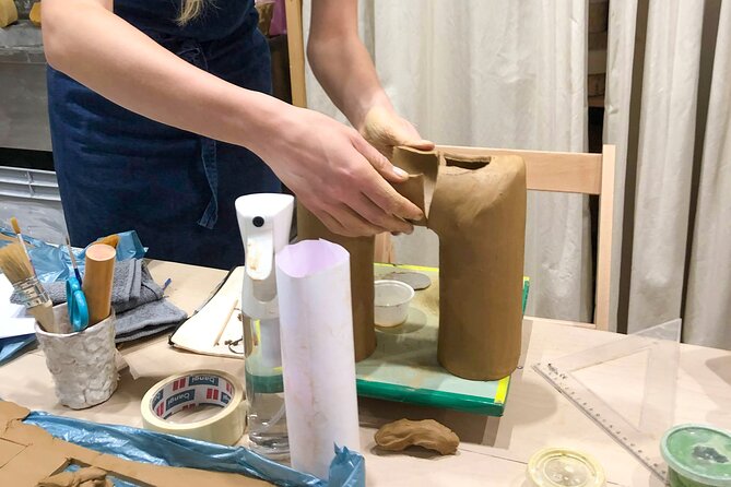 Introduction to Artisan Ceramics - Picking Up Later or Shipping by DHL