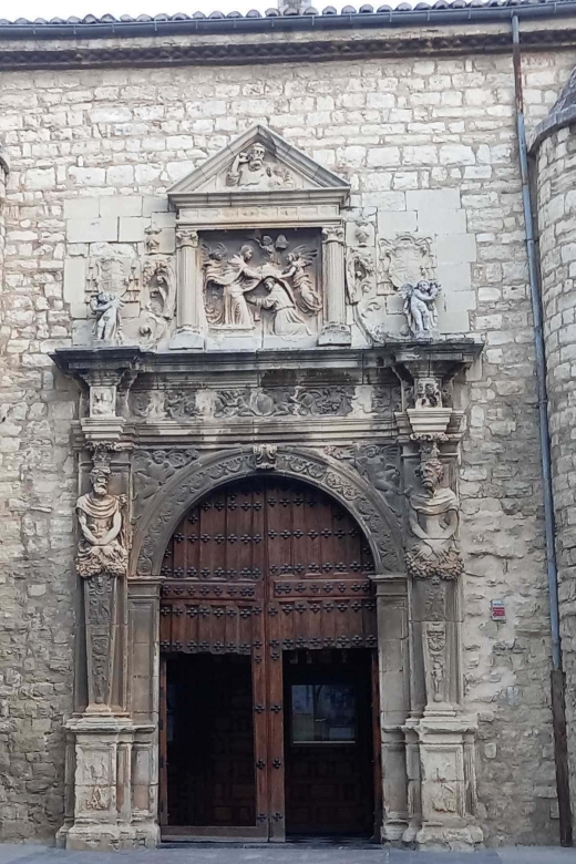 Jaén night tour: legends and mysteries - Olive oil tastings and the finish at Plaza de la Audiencia