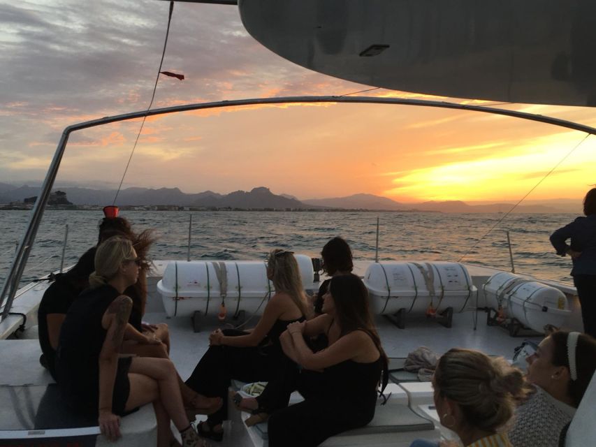 Jávea: 90-Minute Sunset Cruise with Glass of Cava - FAQ