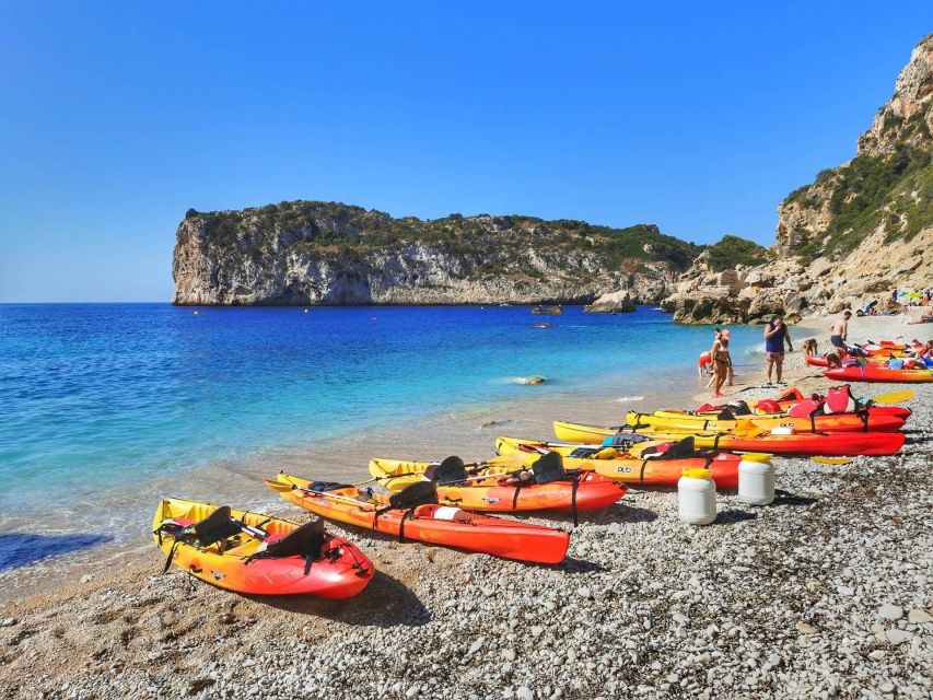 Jávea: Kayak trip to Granadella - Cala en Caló: a calm cove break with snorkel time