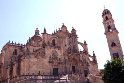 Jerez and Cadiz Day Trip from Seville - Tio Pepe in Jerez: what a sherry tasting stop is really like