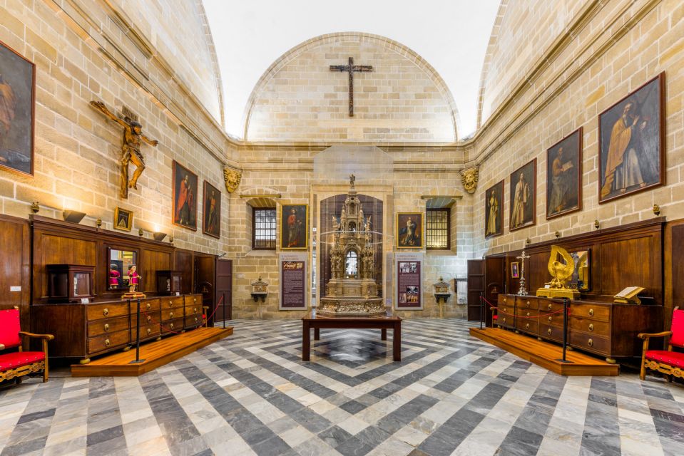Jerez de la Frontera: Cathedral of Jerez Ticket & Audioguide - Getting oriented on the outside: facade, Corinthian columns, and local stone