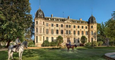 Jerez: Royal Andalusian School of Equestrian Art Admission - The 11:00 AM audio-visual history intro you don’t want to miss